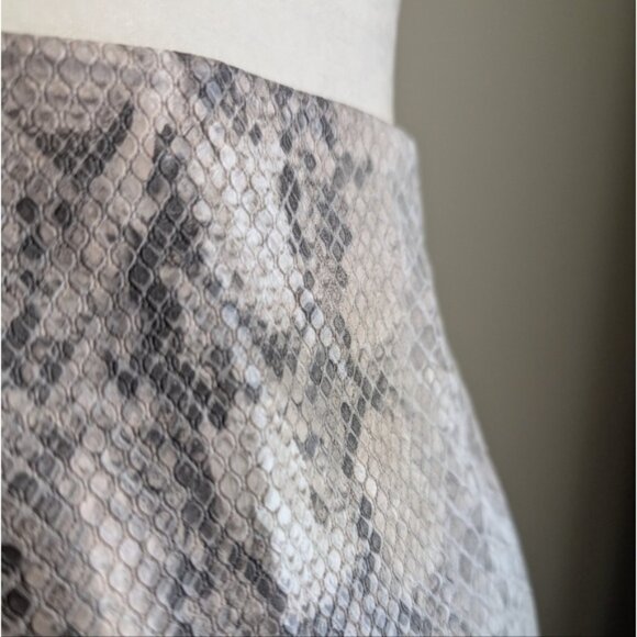 Dynamite faux leather snakeskin print mini skirt - Picture 2 of 4